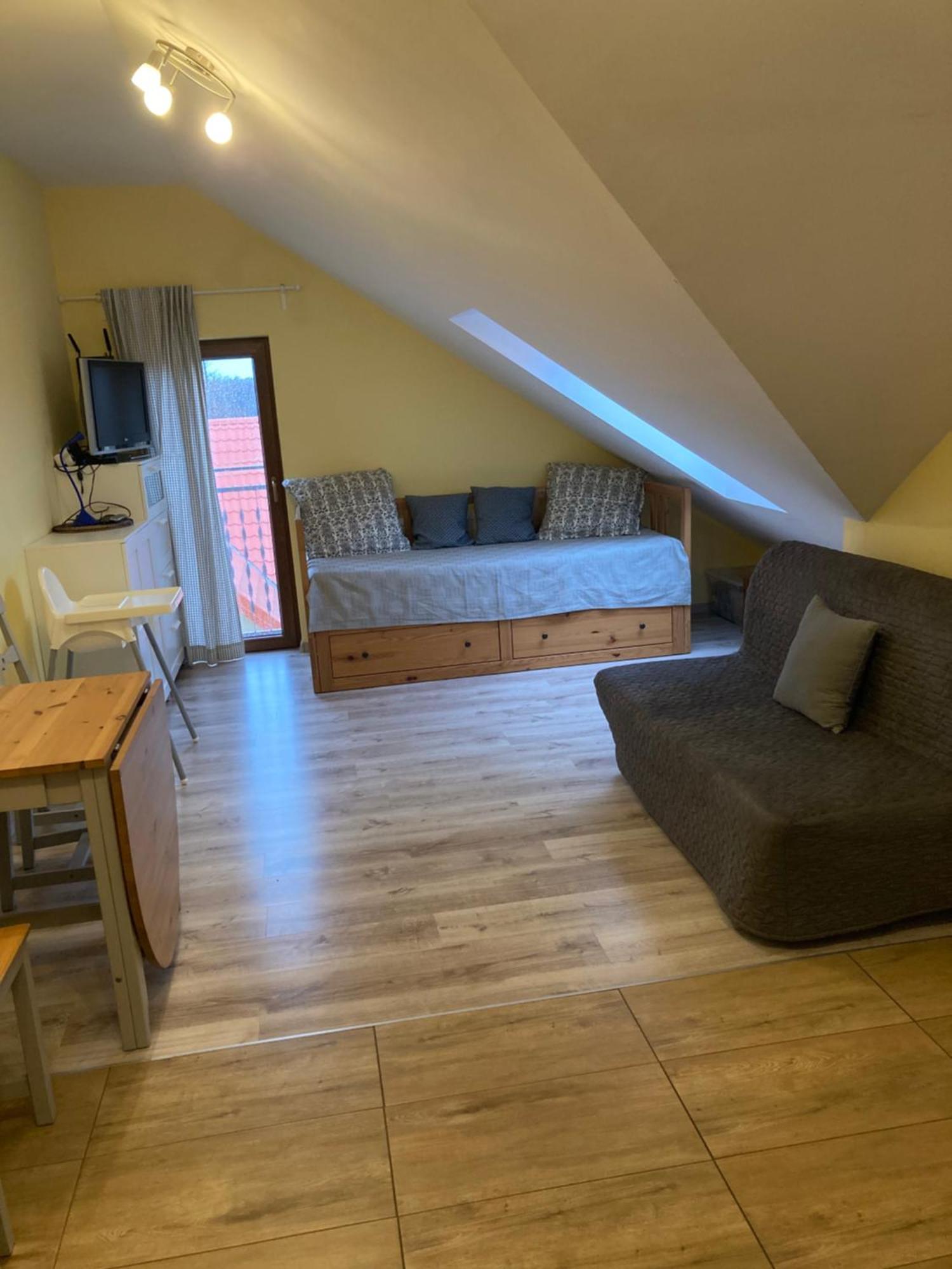 Na Fali Apartament W Karwi 카르비아 외부 사진